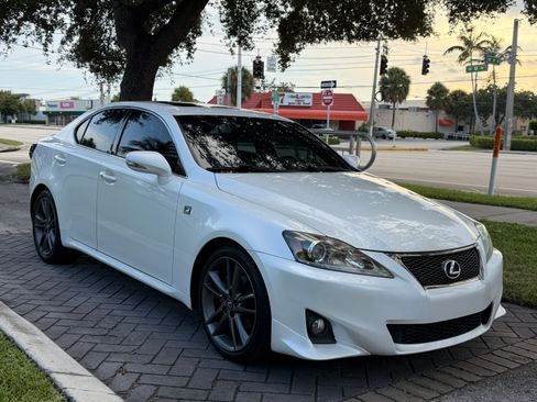 Used 2011 Lexus IS 250 F Sport RWD image 3