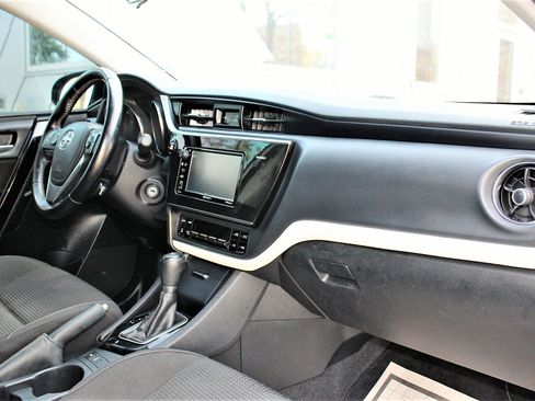 Used 2016 Scion iM image 17