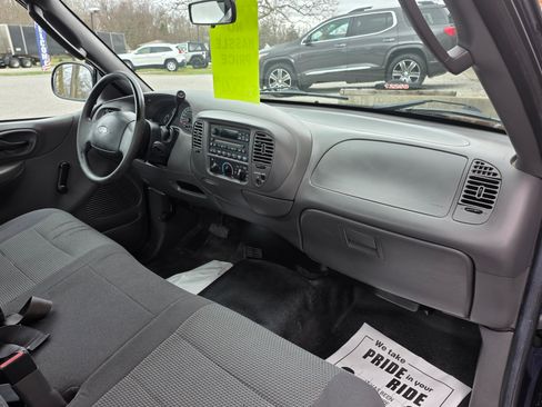 Used 2004 Ford F150 XL image 7
