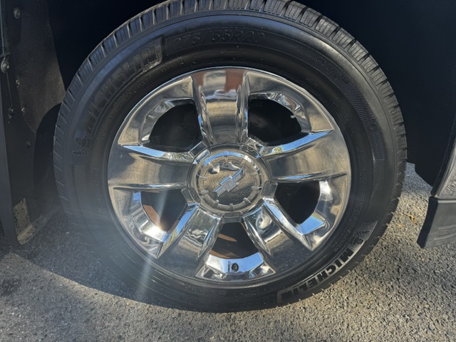Used 2014 Chevrolet Silverado 1500 4x4 Crew Cab LTZ image 37