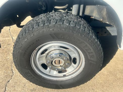 Used 2014 Ford F250 image 25