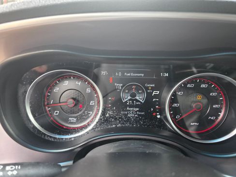 Used 2022 Dodge Charger SXT image 13