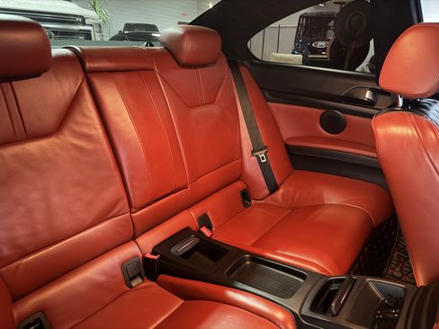 Used 2011 BMW M3 image 36