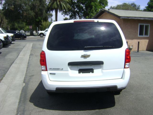 Used 2008 Chevrolet Uplander LS Minivan 4D FWD image 4