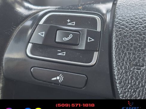 Used 2015 Volkswagen Tiguan image 14