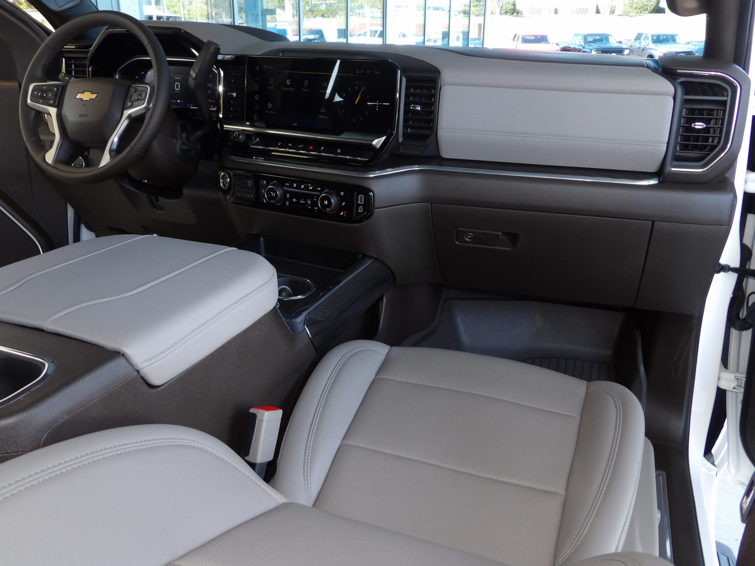 Used 2026 Chevrolet Silverado 2500 4x4 Crew Cab LTZ image 4