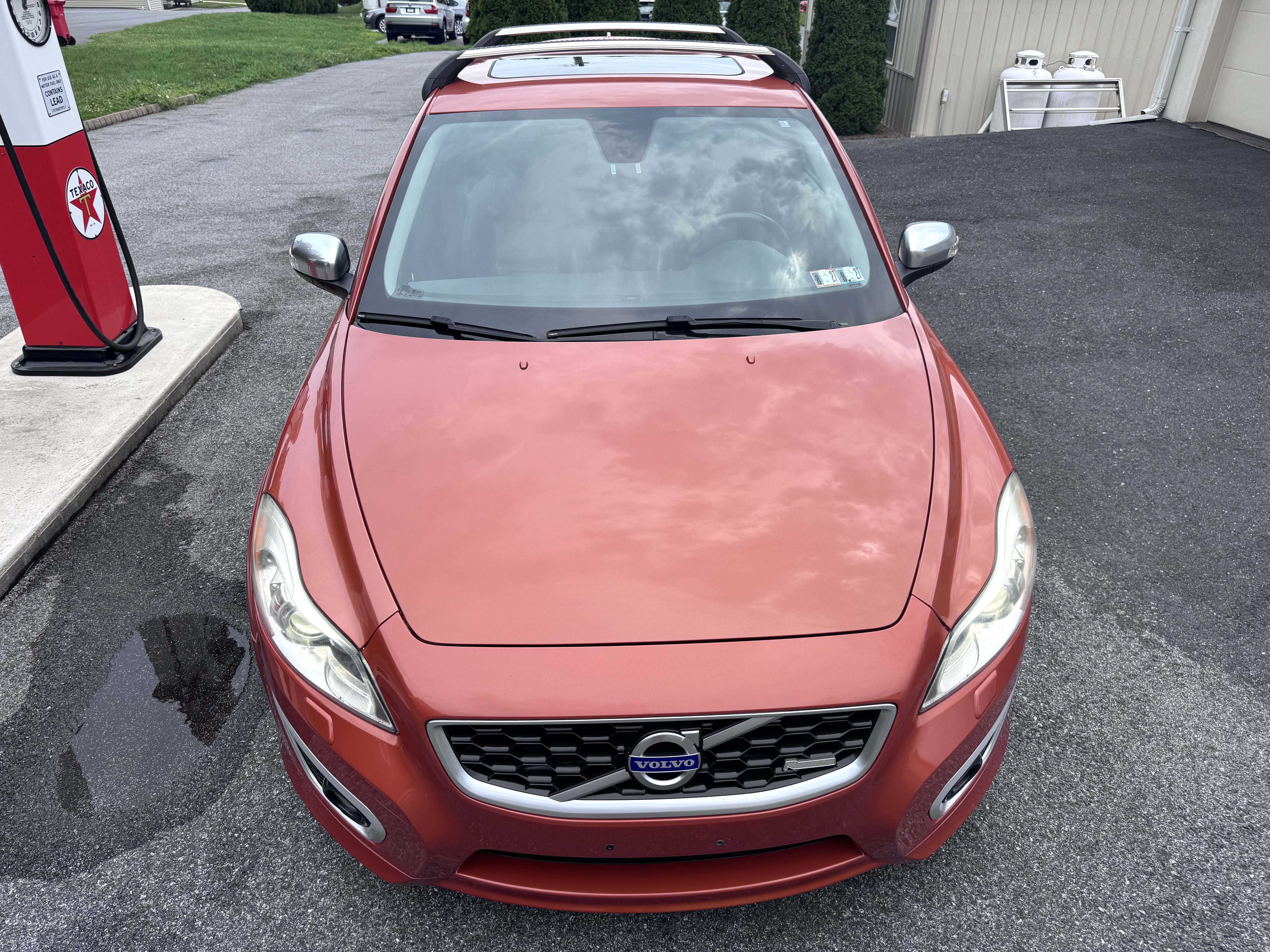Used 2011 Volvo C30 T5 R-Design FWD image 2