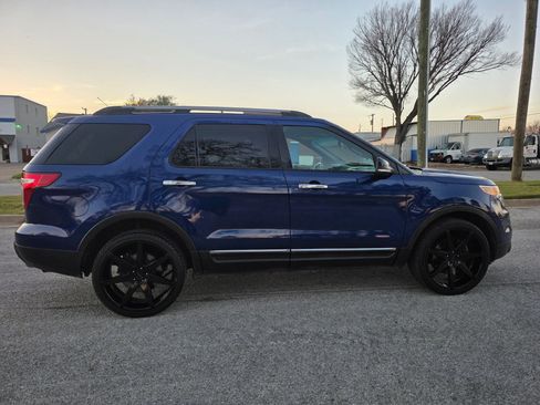 Used 2014 Ford Explorer 4WD XLT image 8