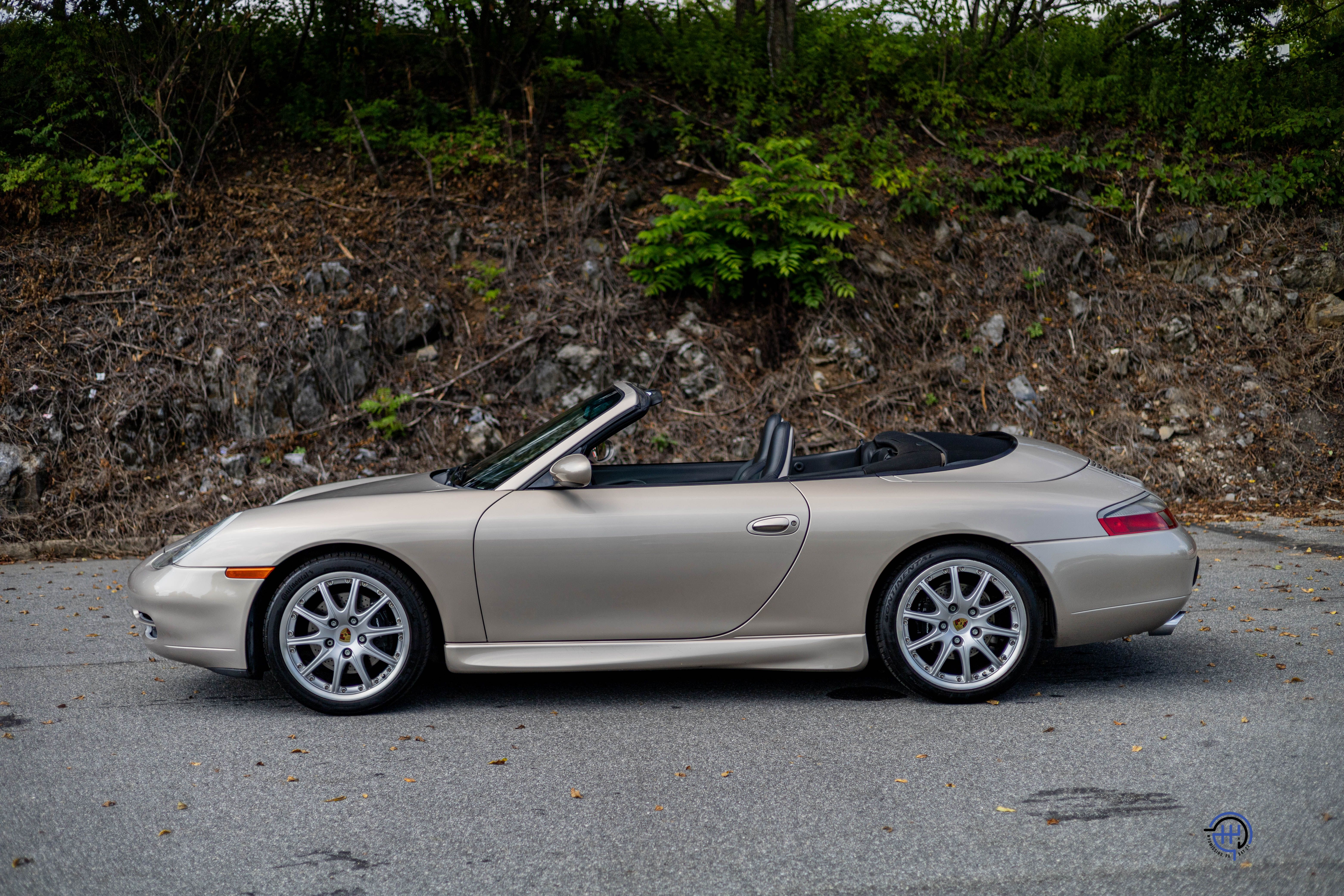 Used 2000 Porsche 911 Carrera Cabriolet RWD image 30