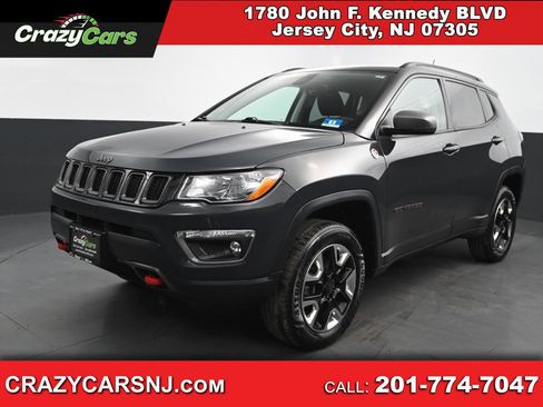 Used 2018 Jeep Compass Trailhawk image 1
