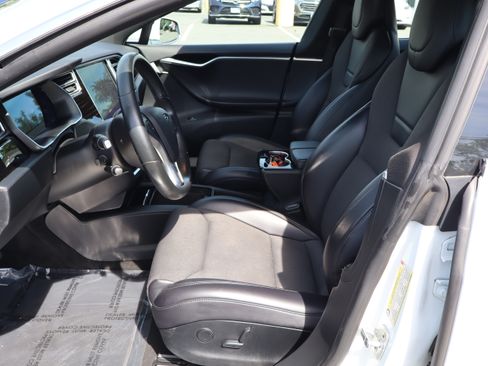 Used 2017 Tesla Model S 75 RWD image 16