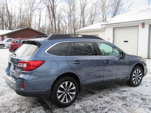 Used 2015 Subaru Outback 2.5i Limited image 11