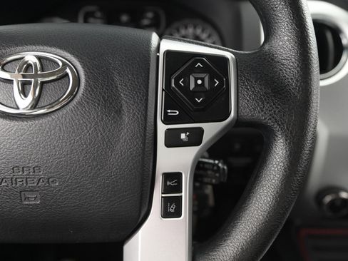 Used 2018 Toyota Tundra SR5 image 33