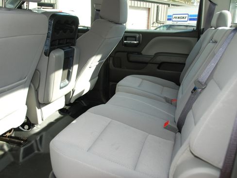 Used 2017 Chevrolet Silverado 2500 image 16