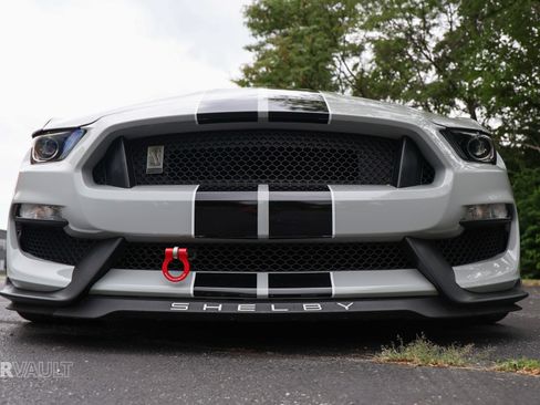 Used 2016 Ford Mustang Shelby GT350 image 15