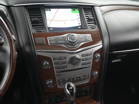 Used 2018 INFINITI QX80 image 21