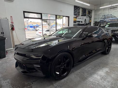 Used 2016 Chevrolet Camaro SS Coupe RWD image 1