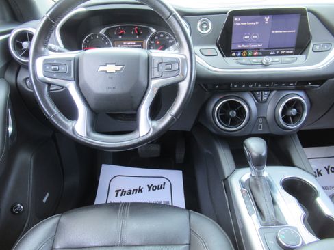 Used 2019 Chevrolet Blazer AWD LT w/ 3LT image 11