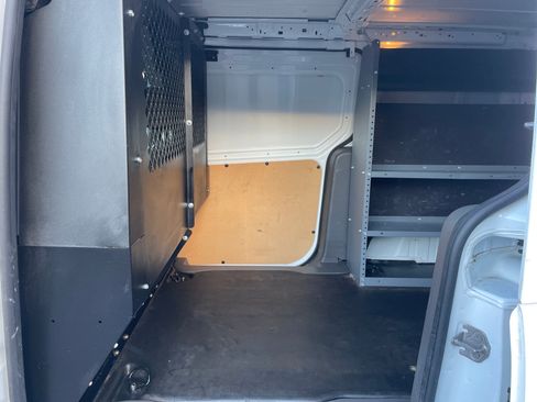 Used 2020 Ford Transit Connect XL image 10