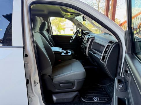 Used 2016 RAM 2500 4x4 Crew Cab ST image 20
