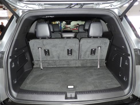 Used 2026 Buick Enclave AWD Sport Touring image 31