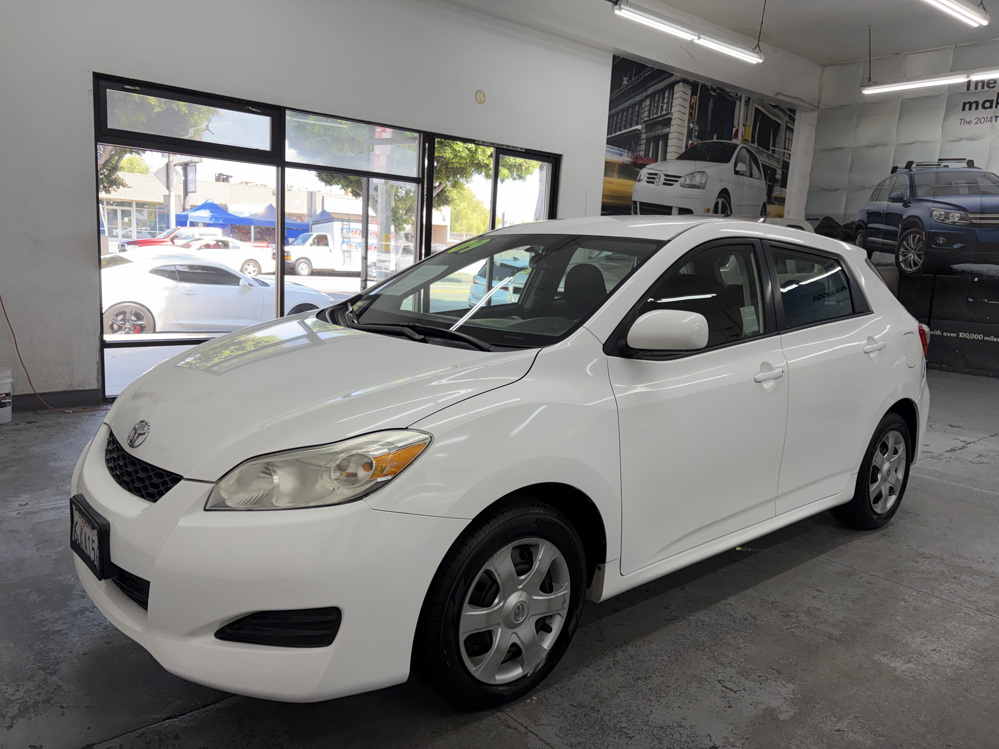 Used 2009 Toyota Matrix UNAVAIL FWD image 2