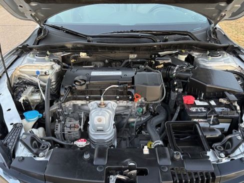 Used 2014 Honda Accord LX image 10