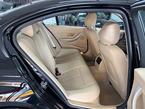 Used 2015 BMW 320i Sedan RWD image 15