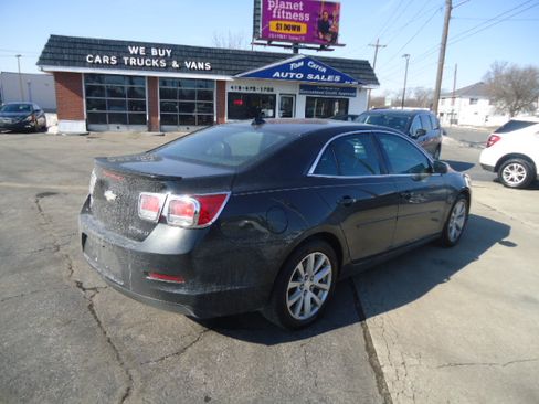 Used 2014 Chevrolet Malibu LT image 9