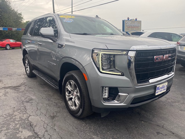 Used 2024 GMC Yukon 4WD SLE image 2