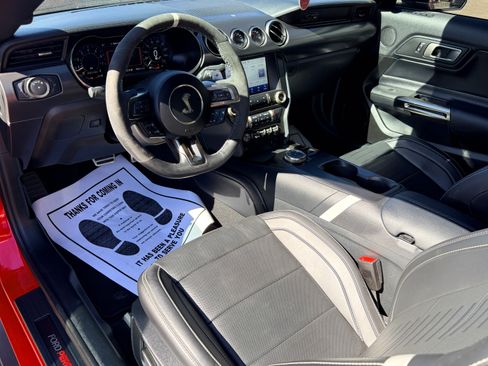 Used 2021 Ford Mustang Shelby GT500 image 12