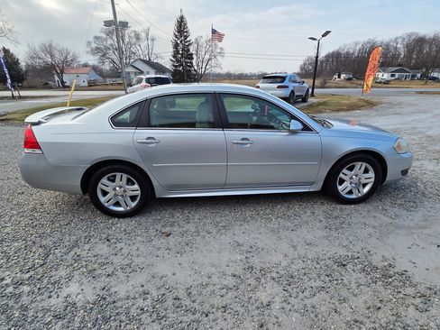 Used 2011 Chevrolet Impala LT image 2