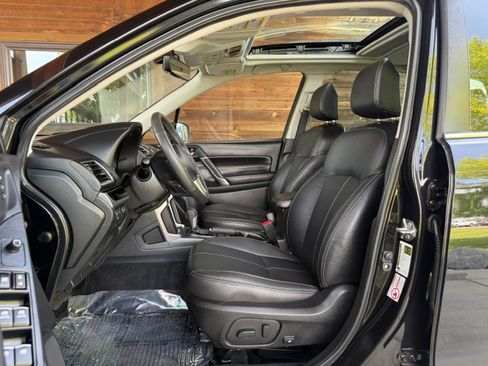 Used 2018 Subaru Forester 2.5i Touring AWD/4WD image 9