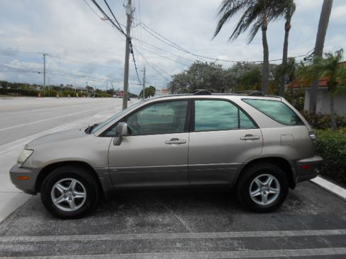 Used 2002 Lexus RX 300 4WD image 2