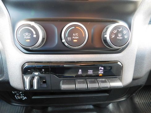 Used 2019 RAM 2500 Tradesman image 19