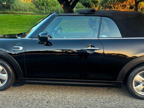 Used 2019 MINI Cooper image 5