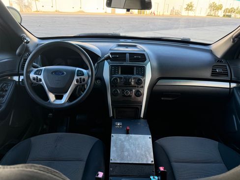 Used 2013 Ford Explorer image 15