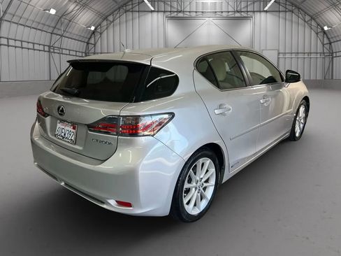 Used 2012 Lexus CT 200h image 5