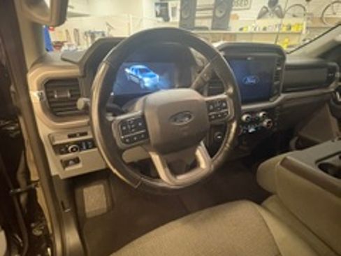 Used 2025 Ford F150 2WD SuperCrew XLT image 19