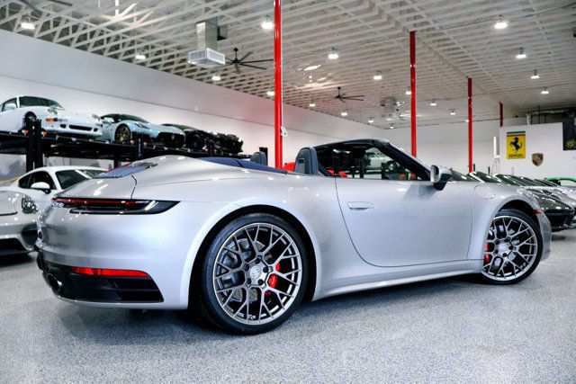 Used 2020 Porsche 911 Carrera 4S Cabriolet image 20