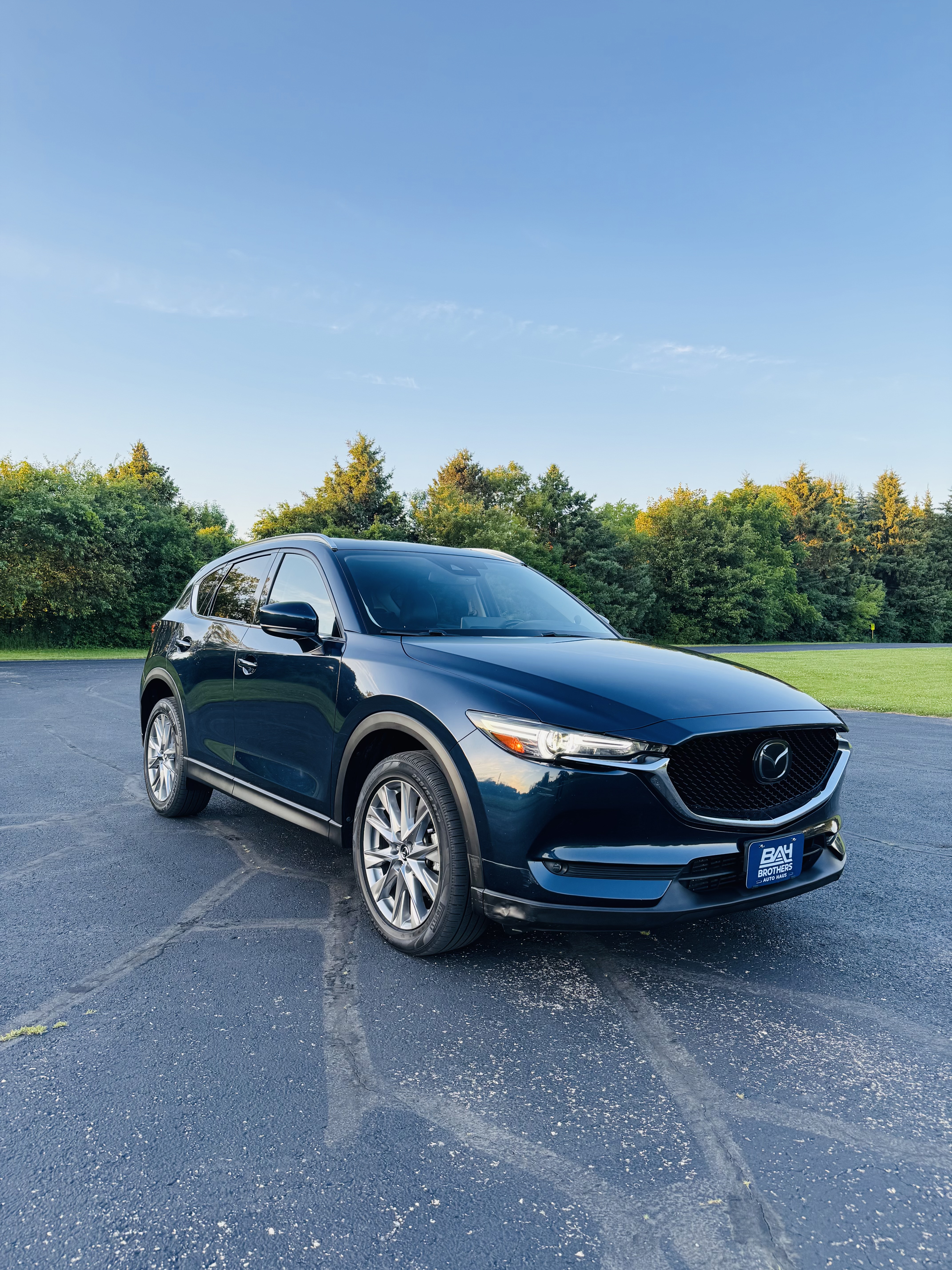 Used 2021 MAZDA CX-5 AWD Grand Touring Reserve image 2