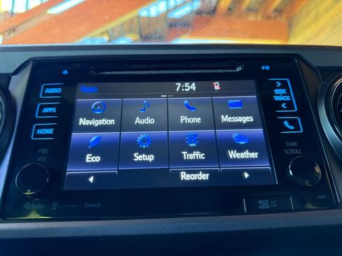 Used 2019 Toyota Tacoma 4x4 Double Cab image 12