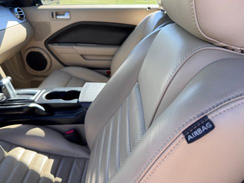 Used 2006 Ford Mustang GT Premium image 5