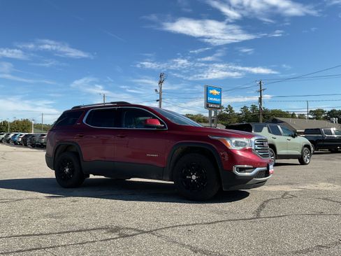 Used 2019 GMC Acadia SLT AWD/4WD image 9
