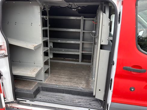 Used 2018 Ford Transit 250 148 Low Roof RWD image 8