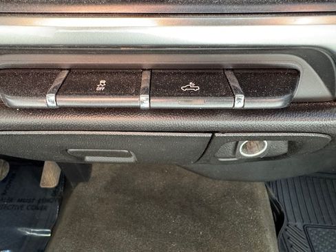 Used 2016 Chevrolet Silverado 1500 LT image 28