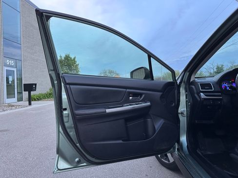 Used 2016 Subaru Crosstrek Touring Hybrid AWD/4WD image 9