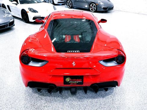 Used 2018 Ferrari 488 GTB image 14