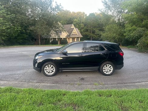 Used 2019 Chevrolet Equinox LS image 69