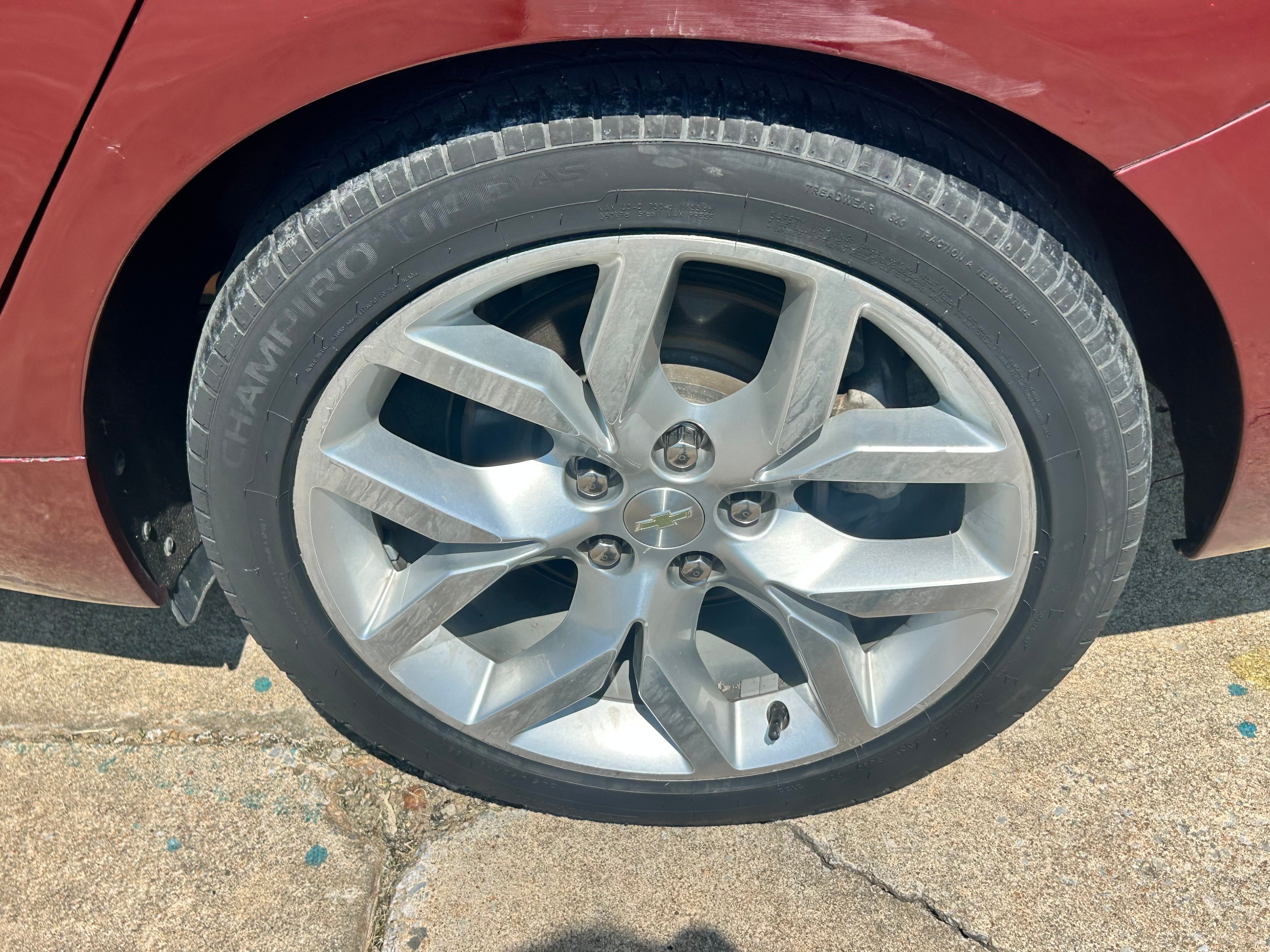 Used 2017 Chevrolet Impala Premier FWD image 26